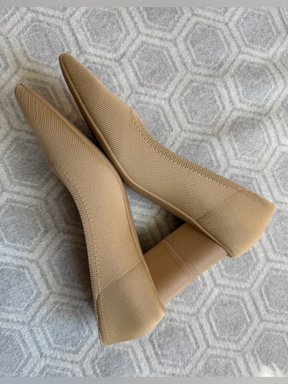 VIVAIA Chunky Heels Tracy Pro Pointed Tan
Women's EU 39.5 US 8.5 New - Picture 5 of 13